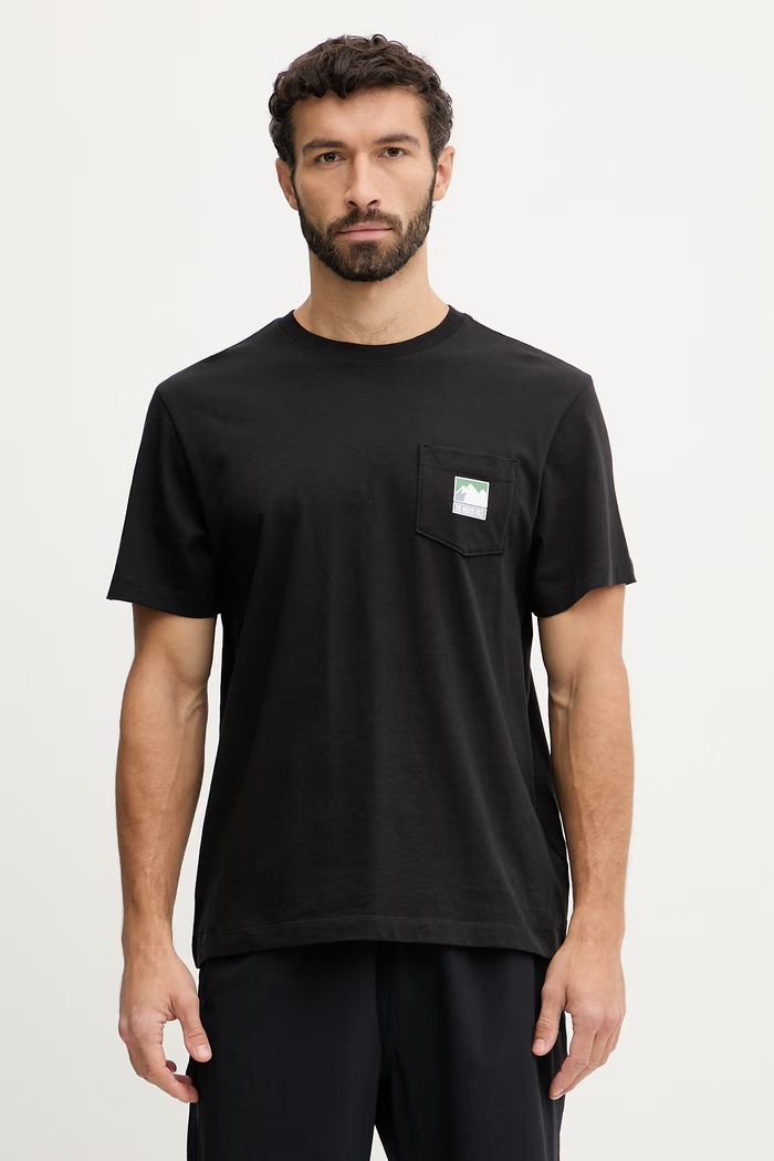 Памучна тениска The North Face GRAPHIC стандартна черен NF0A8GUUJK31