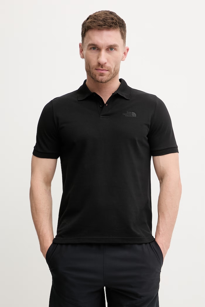 Памучна тениска с яка The North Face REGULAR POLO стандартна черен NF0A8C1PJK31