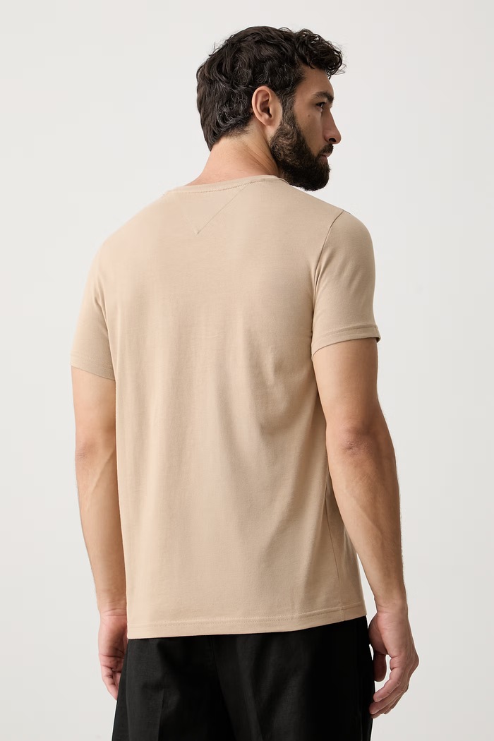 Odzież Tommy Hilfiger T-shirt męski bawełniany MW0MW11797. beżowy