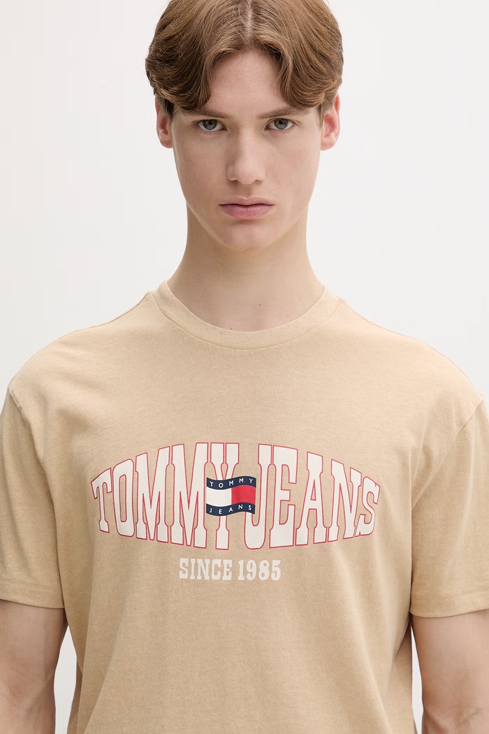 Tommy Jeans T-shirt męski bawełniany beżowy DM0DM22520