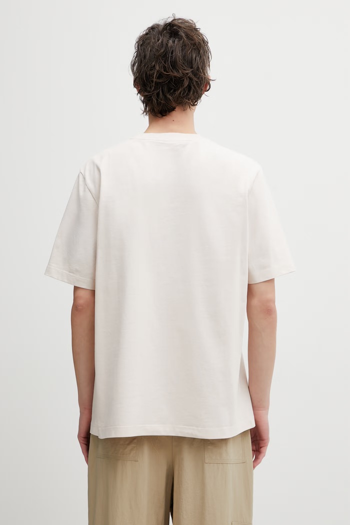 Abbigliamento Maison Kitsuné Poetic Script T-shirt in cotone da uomo QM00104KJ7025 beige