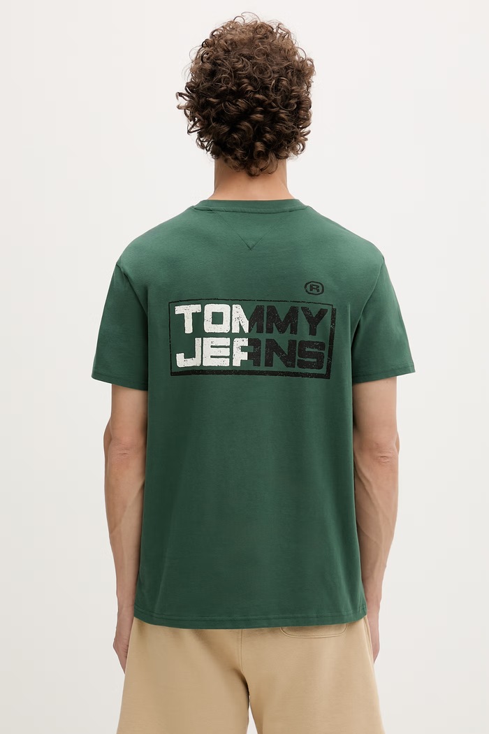 Ruházat Tommy Jeans t-shirt férfi pamut DM0DM22536 zöld