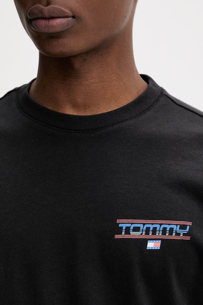 Tommy Jeans tričko pánske bavlnené čierna DM0DM22541
