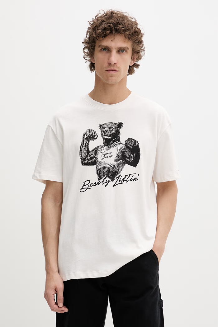 Tommy Jeans tričko pánske bavlnené béžová DM0DM22543