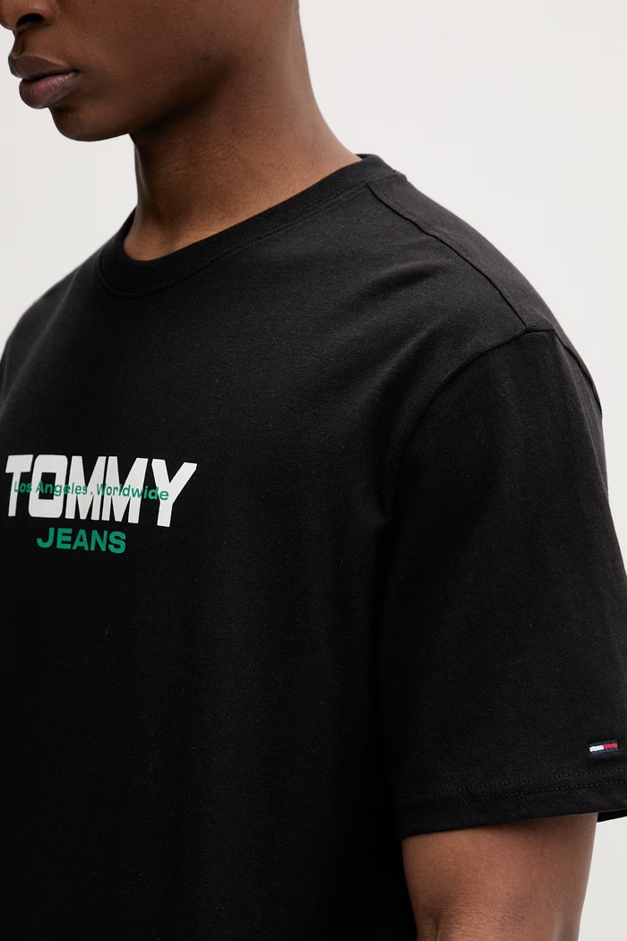 Tommy Jeans tričko pánske bavlnené DM0DM22550 čierna