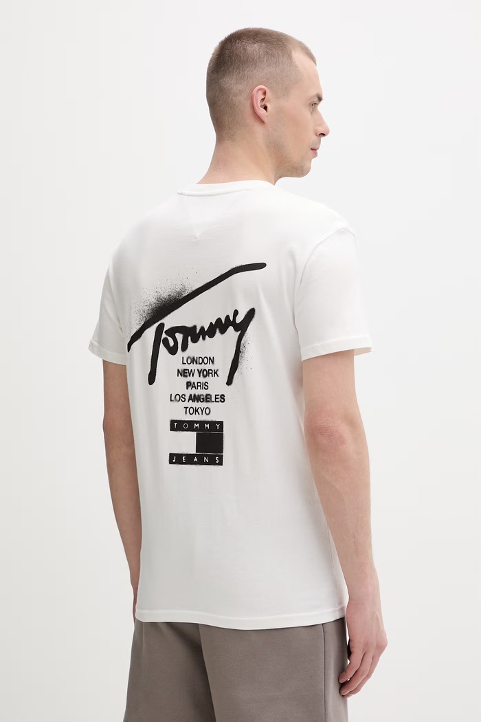 Ρούχα Tommy Jeans t-shirt Ανδρικό βαμβακερό DM0DM22553 μπεζ