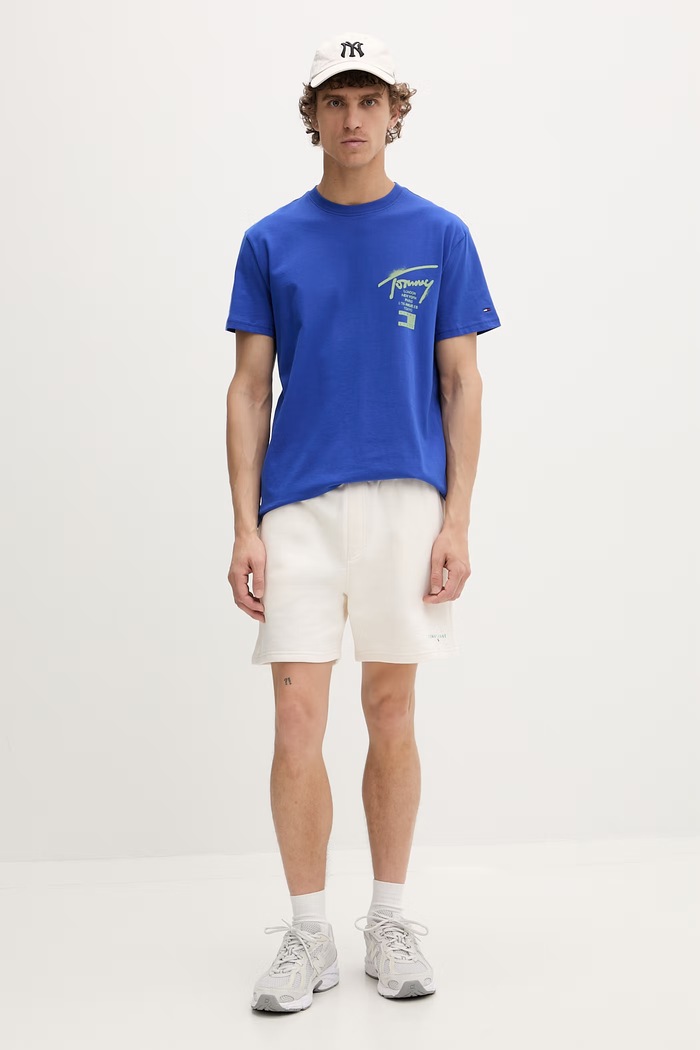 Tommy Jeans tričko pánske bavlnené DM0DM22553 modrá SS26