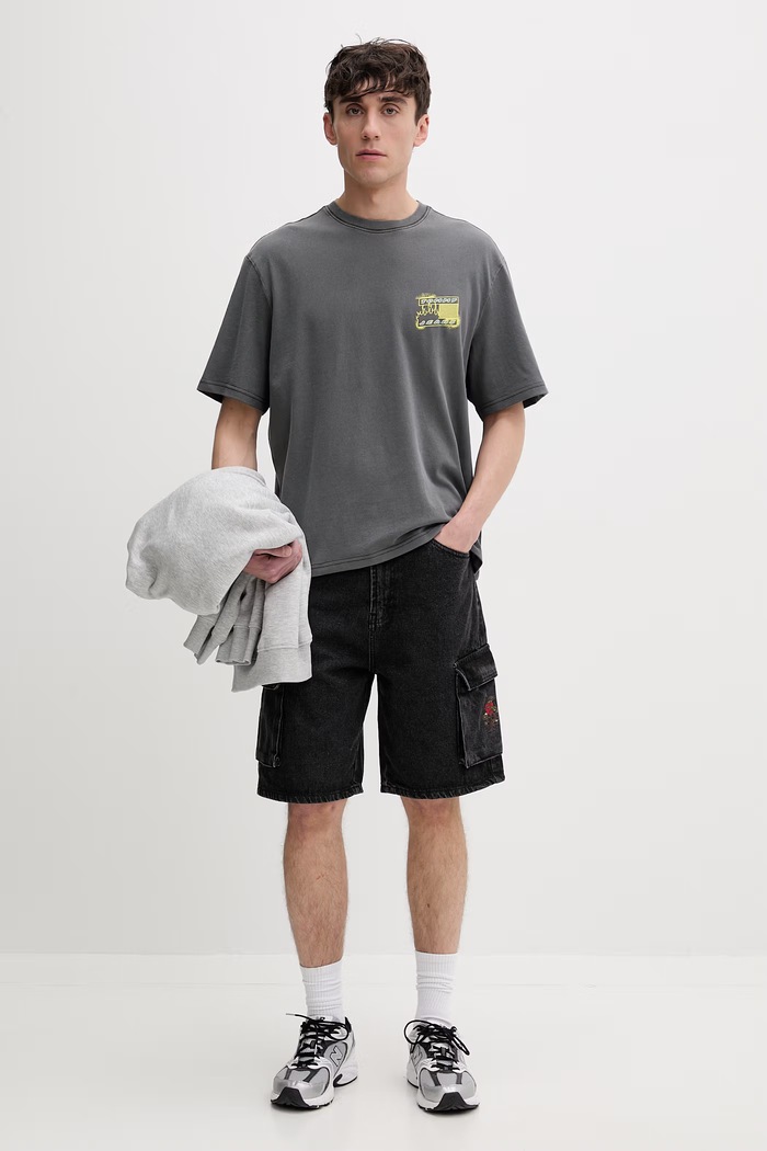 Tommy Jeans tričko pánske bavlnené DM0DM22554 sivá SS26