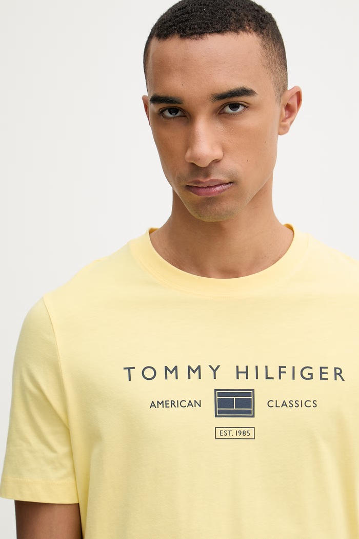 Tommy Hilfiger tričko pánske bavlnené žltá MW0MW42365