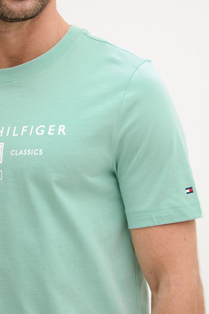 Tommy Hilfiger tričko pánske bavlnené MW0MW42365 tyrkysová