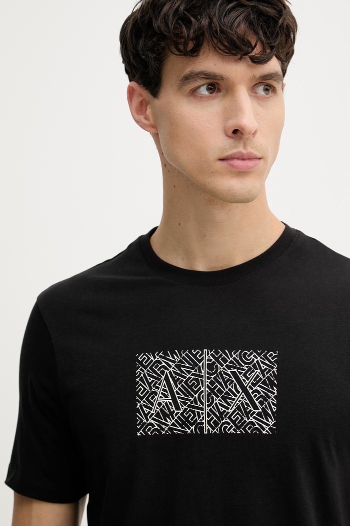 Pánske bavlnené tričko Armani Exchange čierna XM002784.AF10356