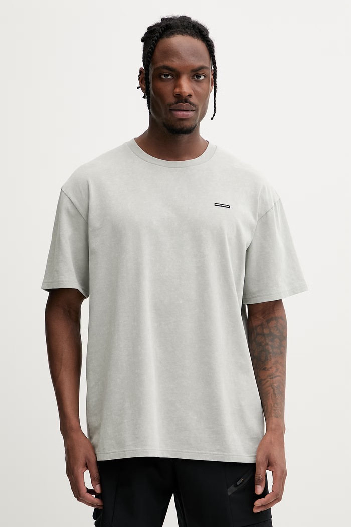 Pánske tričko s bavlnou Under Armour sivá 1389147