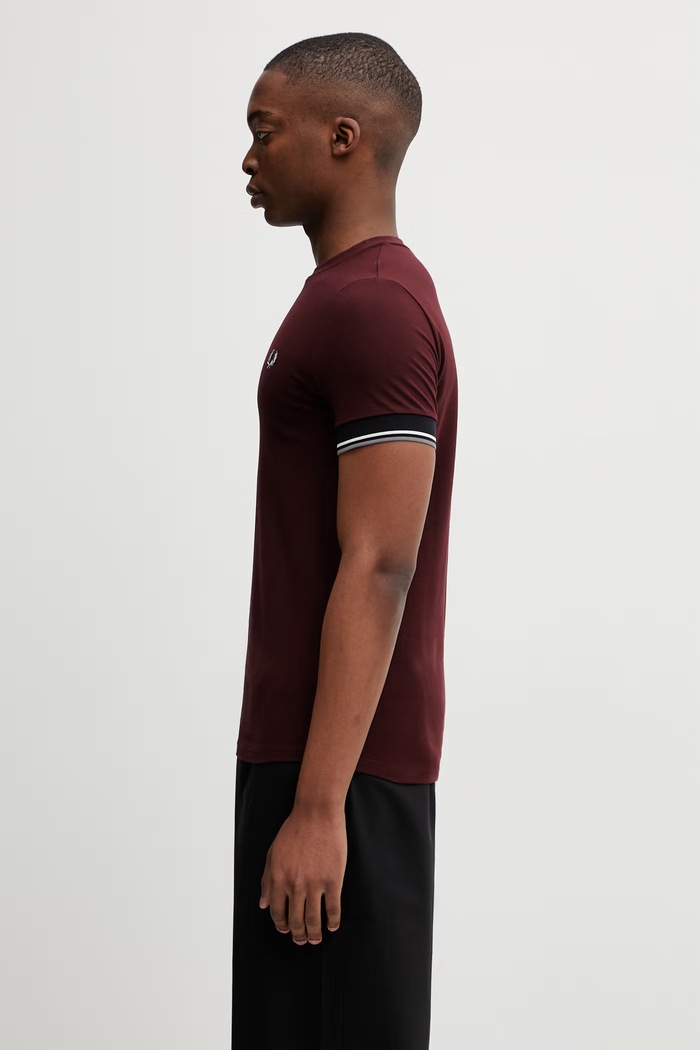 Fred Perry tričko pánske bavlnené M2396 burgundské SS26