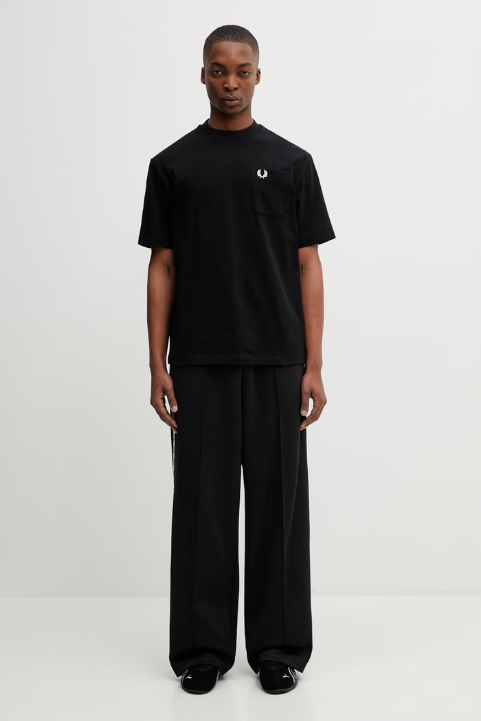 Bombažna kratka majica Fred Perry M2408 črna