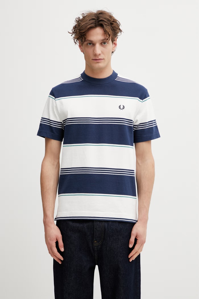 Bombažna kratka majica Fred Perry Okrogel mornarsko modra M2410
