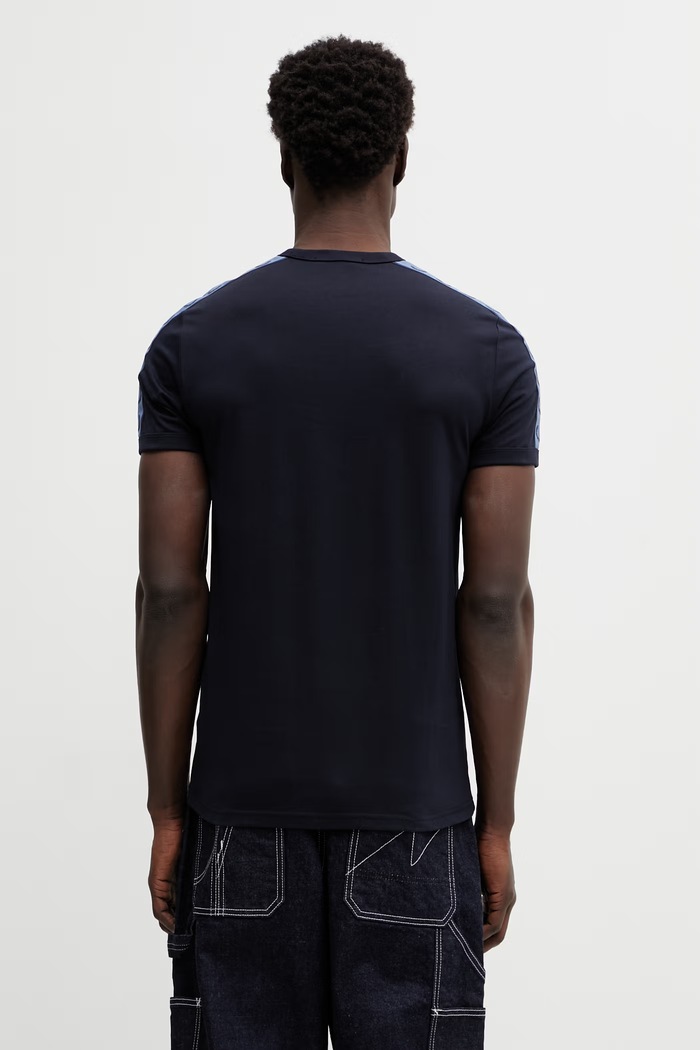 Oblečení Fred Perry tričko bavlněné pánské M4613 námořnická modř