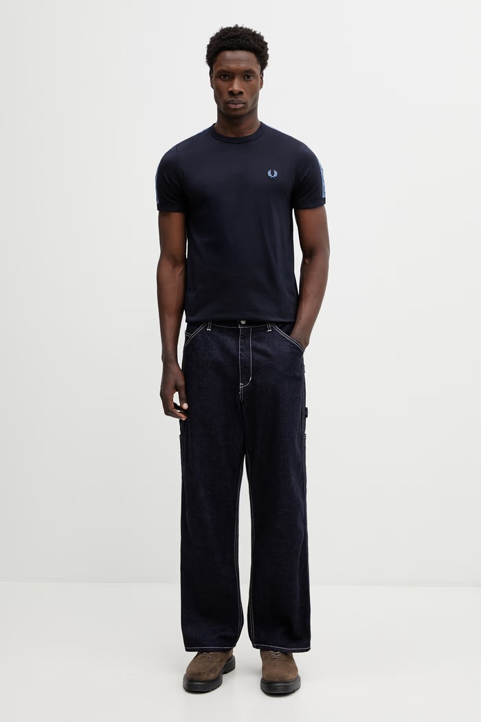 Fred Perry tričko bavlněné pánské M4613 námořnická modř