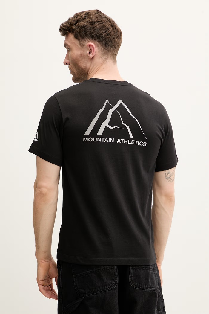 Ρούχα The North Face t-shirt Ανδρικό βαμβακερό GRAPHIC NF0A8GA4JK31 μαύρο