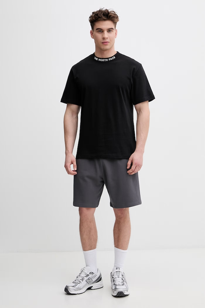 The North Face tričko pánske bavlnené ZUMU NF0A8GUYJK31 čierna SS26