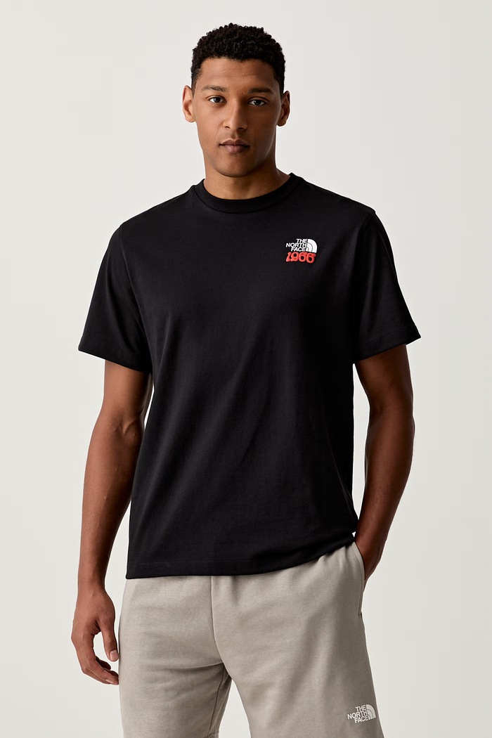 Odzież The North Face T-shirt męski bawełniany 1966 HALF DOME NF0A8GAFJK31 czarny
