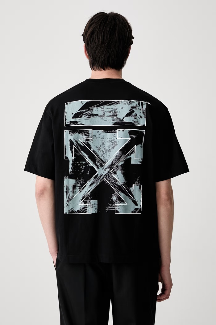 Off-White Rubbed Paint Arrows футболка бавовняна чоловіча чорний 44MAA120S26J00J001