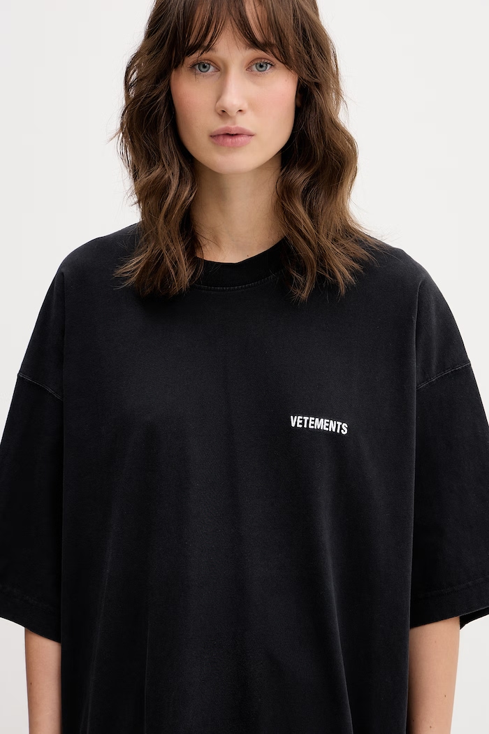 VETEMENTS t-shirt bawełniany Iconic Logo ME76TR138BW