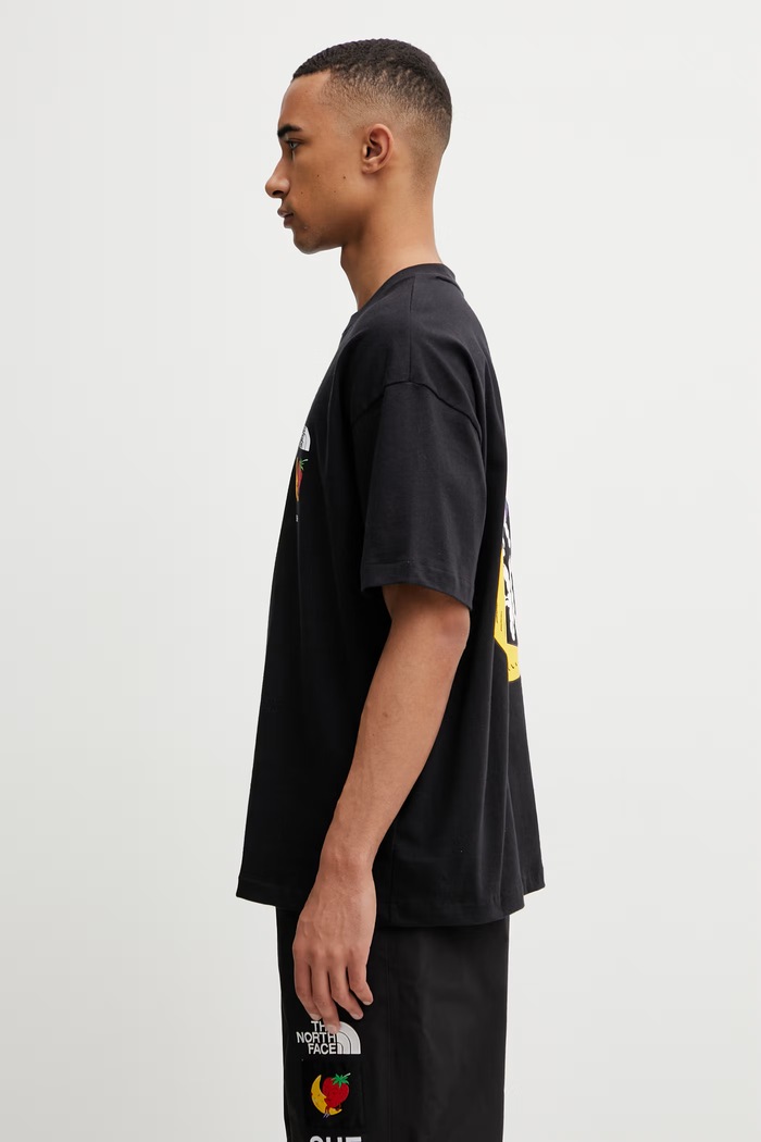 Odzież The North Face T-shirt bawełniany The North Face x SHF NF0A8HHPJK31 czarny