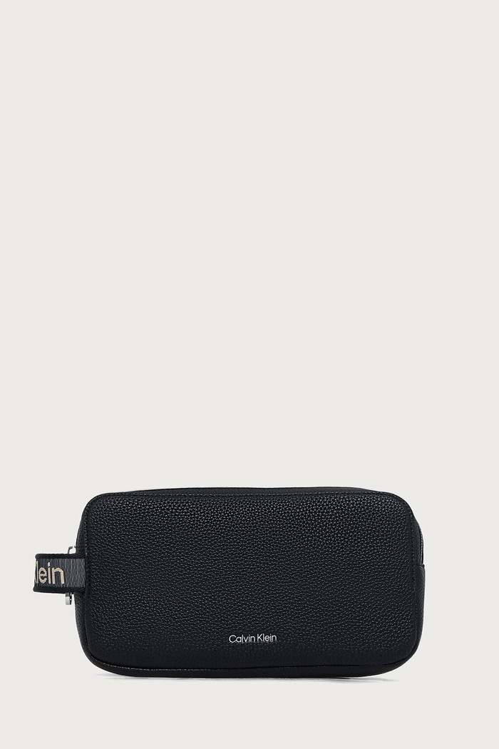 Calvin Klein Kosmetyczka damska czarny LV04F1289G