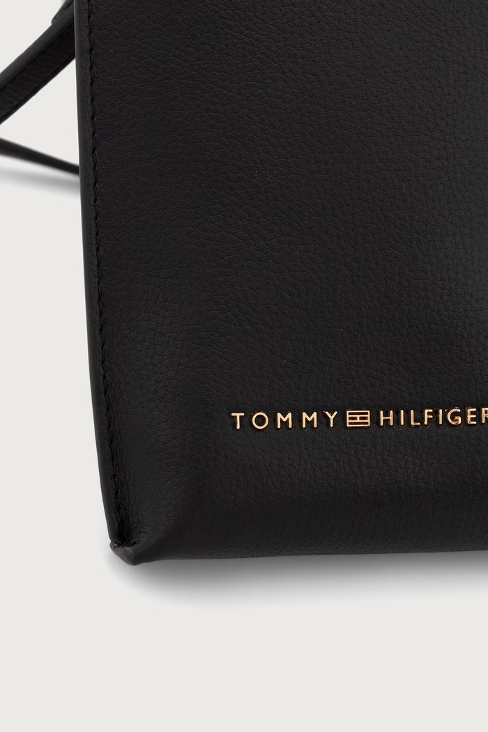 Pokrowiec na telefon damski z imitacji skóry Tommy Hilfiger AW0AW19348 czarny