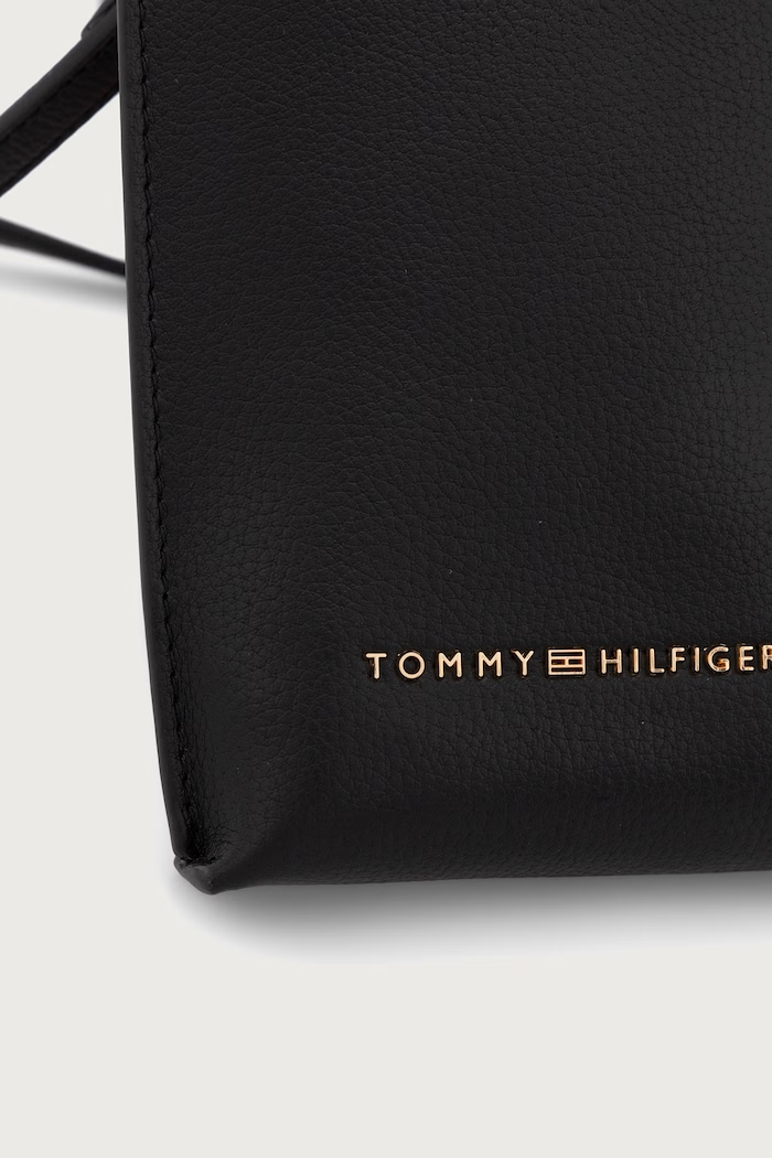 Pokrowiec na telefon damski z imitacji skóry Tommy Hilfiger AW0AW19348 czarny