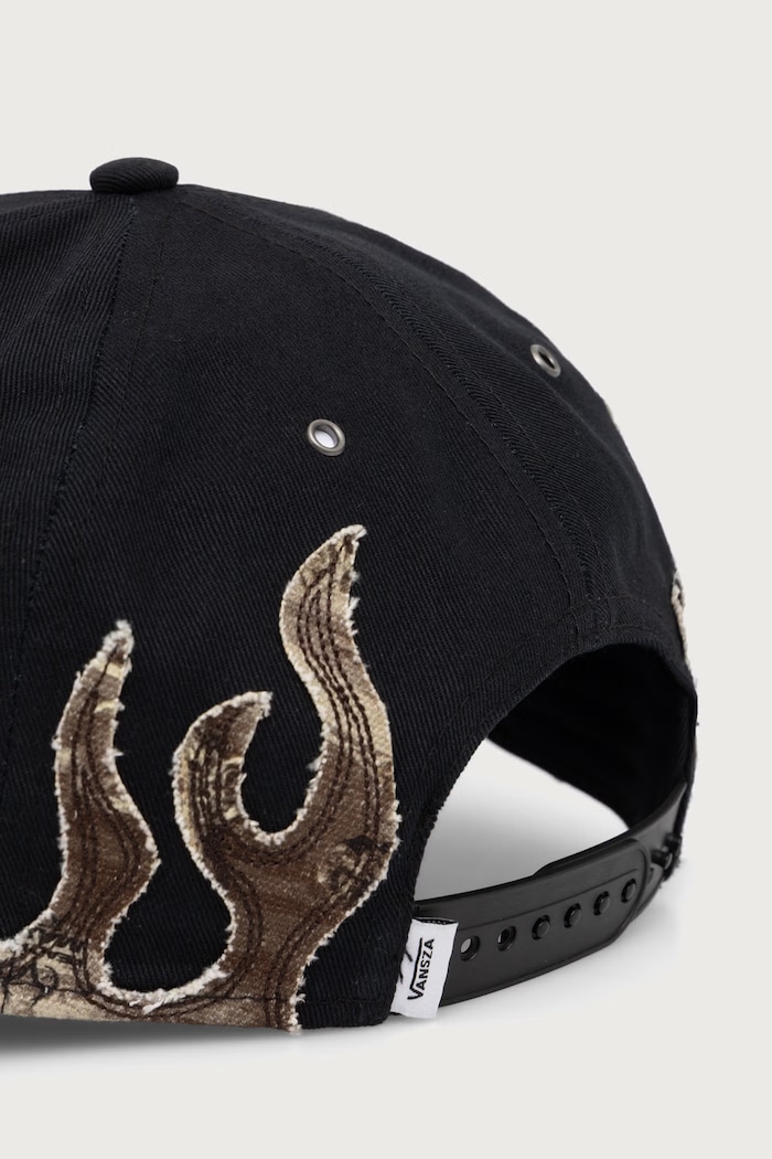 Akcesoria Vans Czapka z daszkiem bawełniana VanSZA VN00126VBLK1 czarny