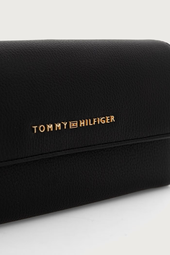 Portfel damski z imitacji skóry Tommy Hilfiger AW0AW19347 czarny