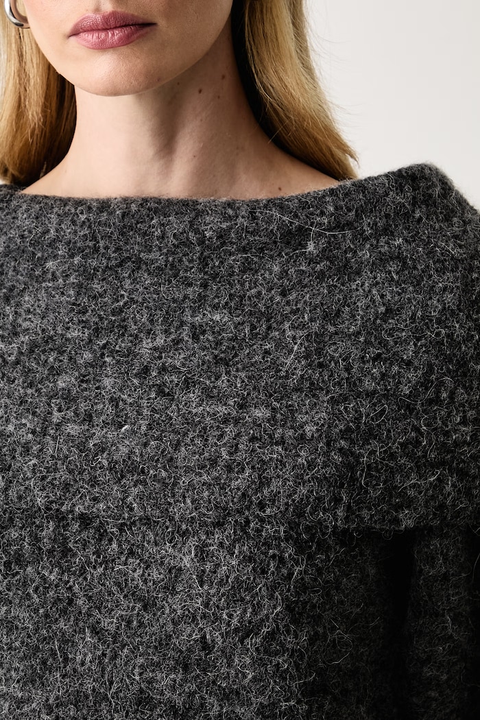 Sweter damski z wełną Gestuz 10911658 szary
