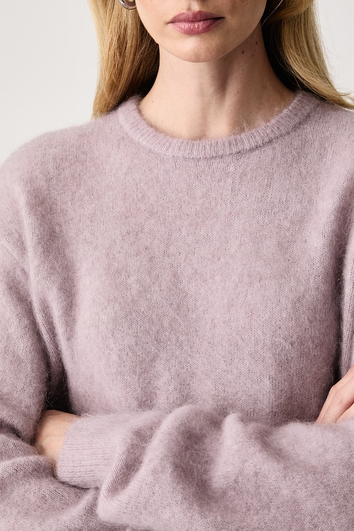 Sweter damski z wełną i moherem Gestuz 10911753 beżowy