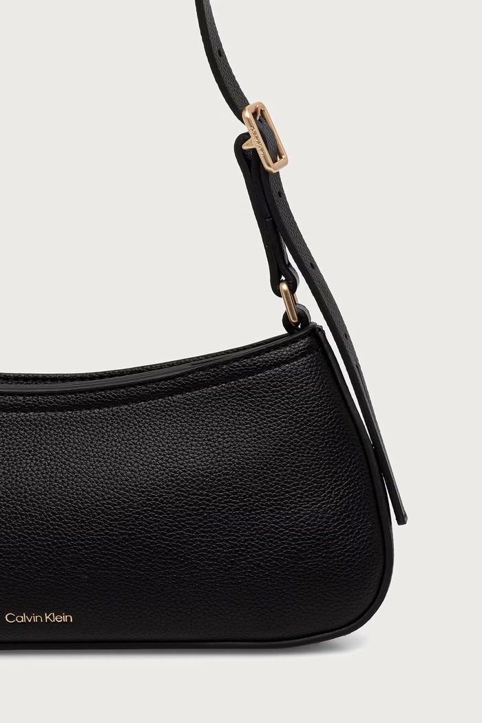 Akcesoria Calvin Klein Torebka crossbody damska z imitacji skóry LV04F3936G czarny
