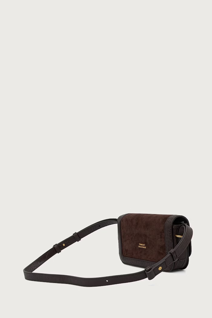 Αξεσουάρ Tommy Hilfiger Χιαστί γυναικεία δέρμα σουέτ SCRIPT AW0AW19378 καφέ