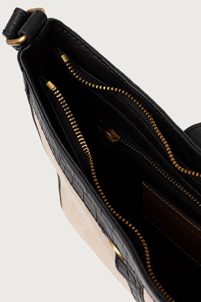 Torebka hobo damska skórzana SCRIPT Tommy Hilfiger czarny AW0AW19379