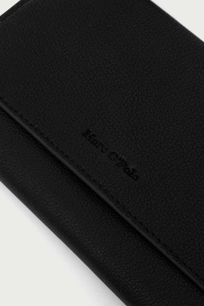 Torebka crossbody damska skórzana Marc O'Polo 5000016272 czarny