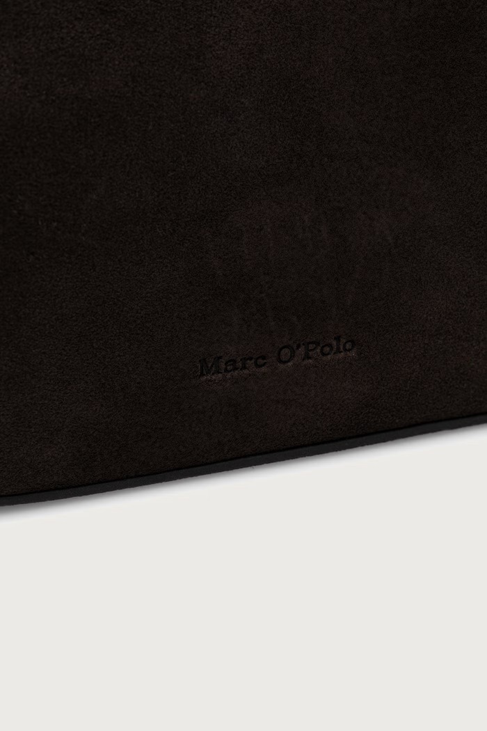 Torebka crossbody damska z imitacji zamszu Marc O'Polo 5000016594 brązowy