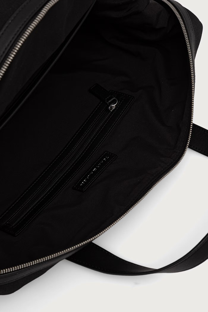 Torba podróżna męska Tommy Hilfiger czarny AM0AM14953