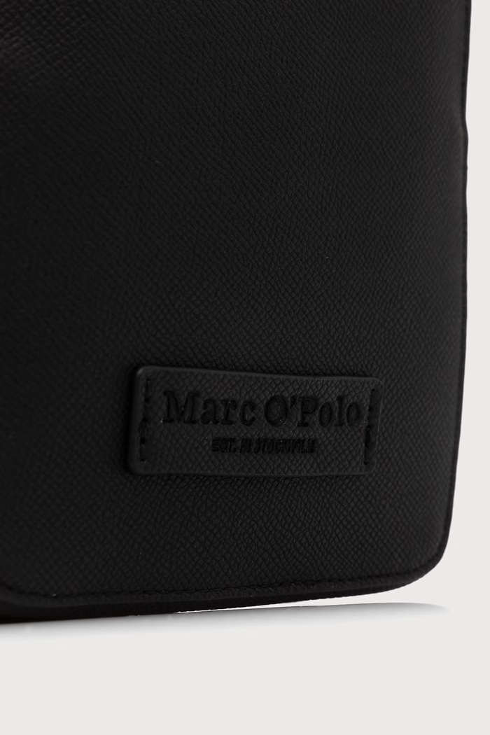 Saszetka męska z imitacji skóry Marc O'Polo 5000016489 czarny