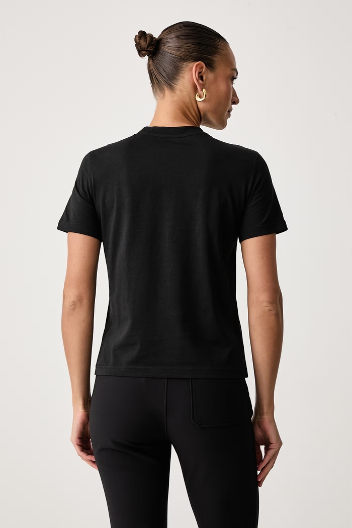 Odzież Calvin Klein T-shirt damski bawełniany LV044J802G czarny
