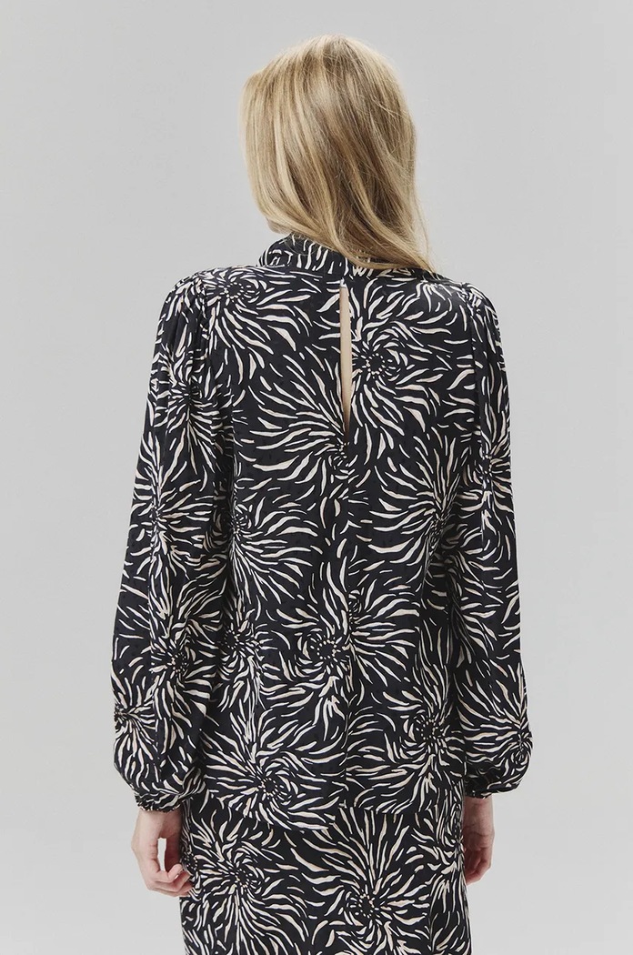 Îmbrăcăminte Answear Lab bluza WA24.KDD005 negru