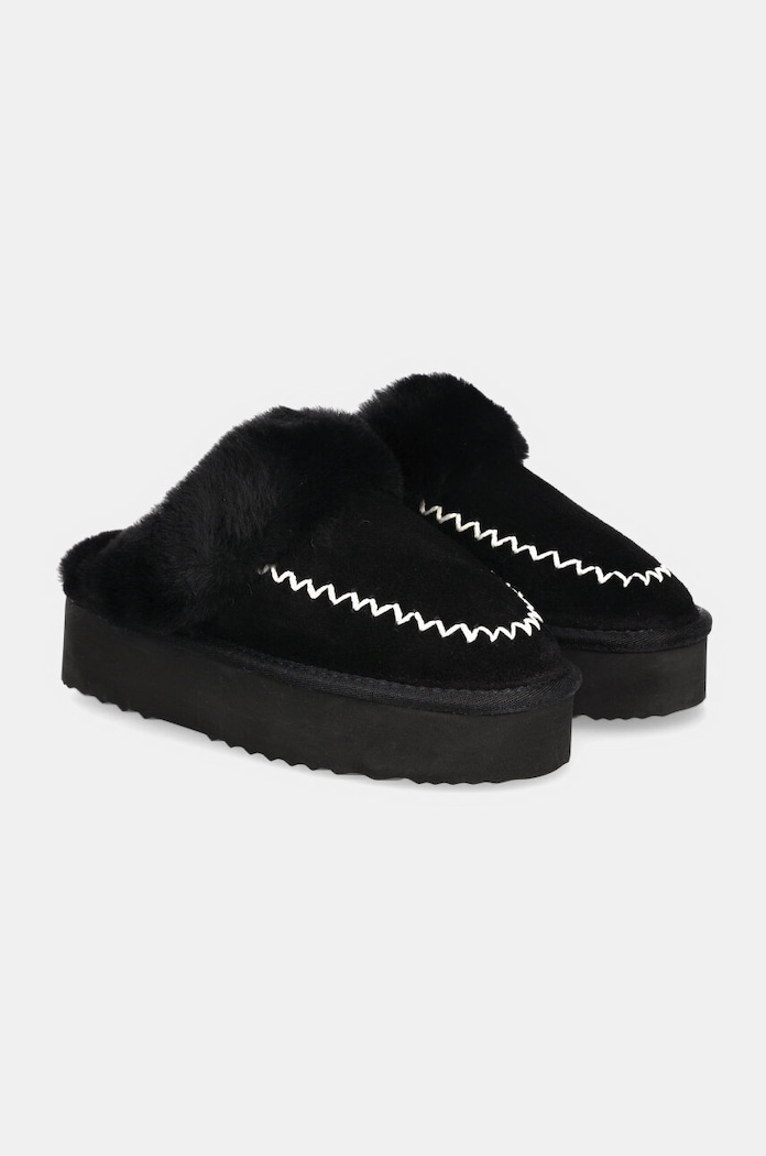 Answear.LAB kapcie zamszowe czarny AW24.11.cd