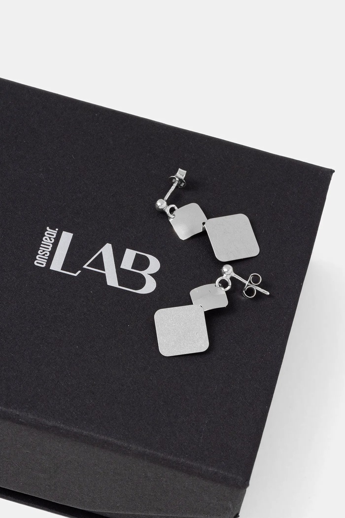 Strieborné náušnice Answear.LAB PPEN2137 strieborná WA25
