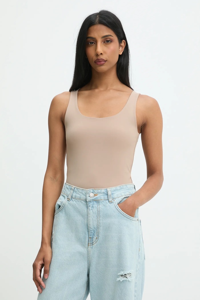 Answear Lab bluza uni maro RT59002