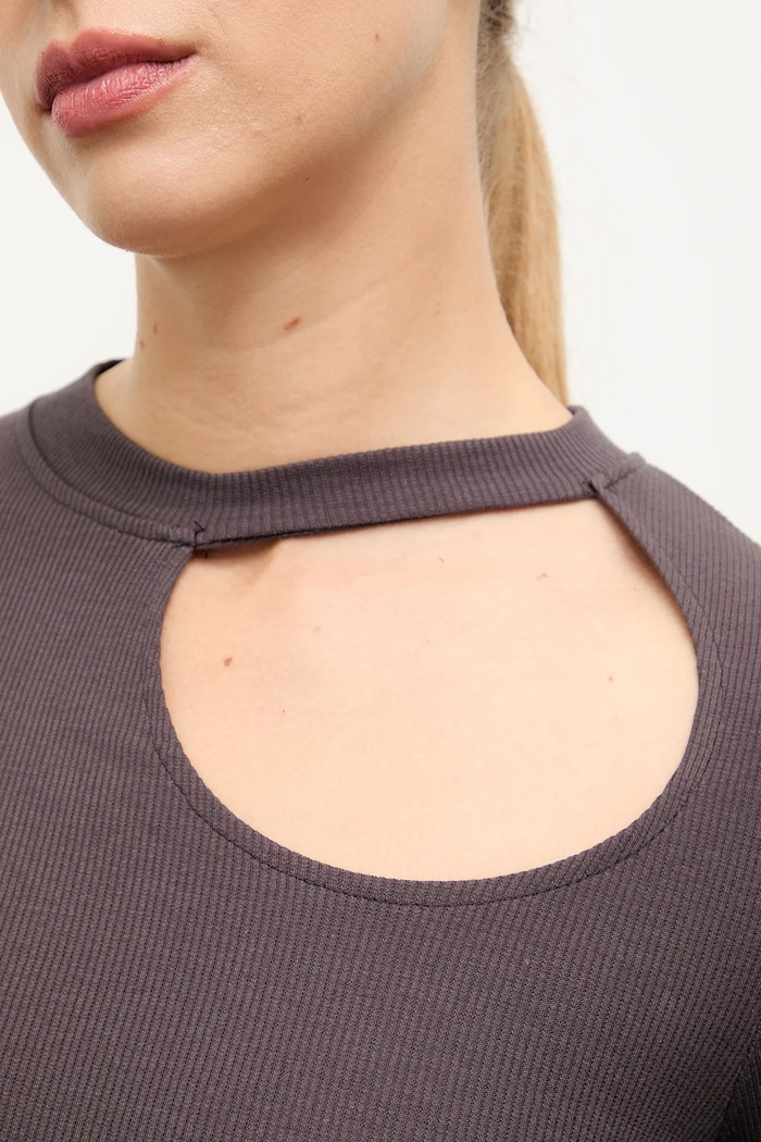 Answear.LAB longsleeve IVVI.22.TOS brązowy