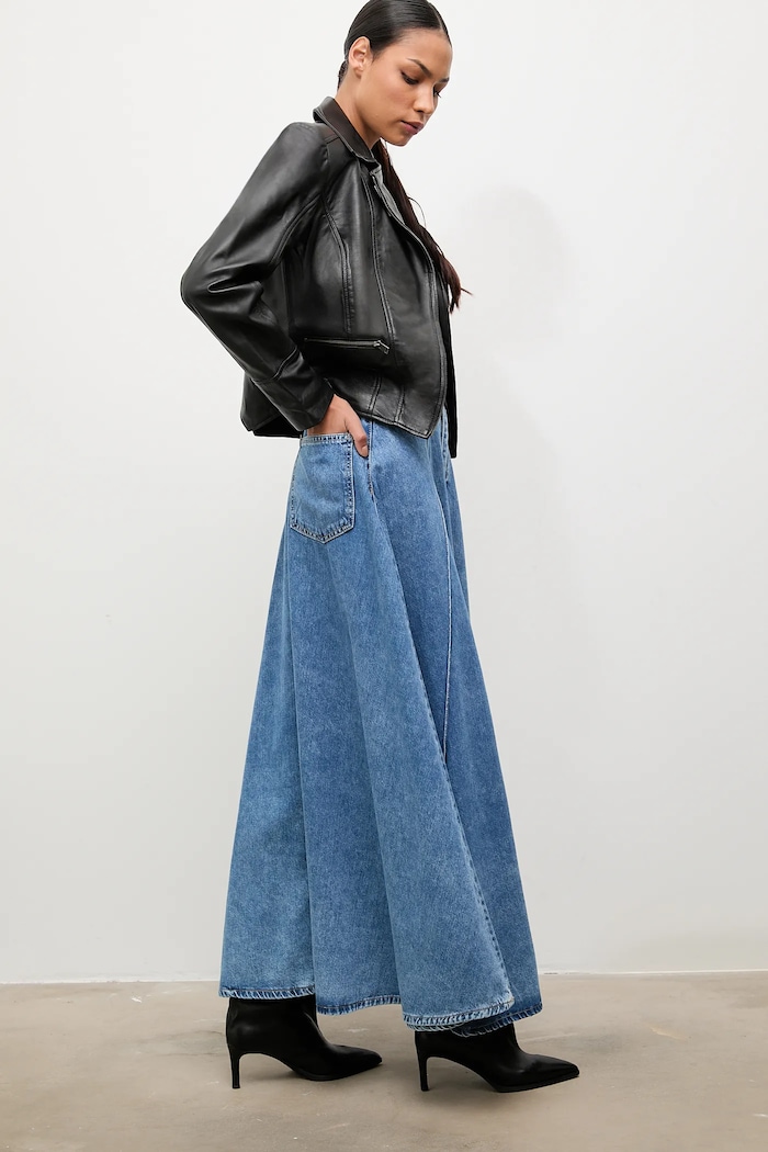 Answear.LAB fusta jeans uni albastru 40661S5.TOS