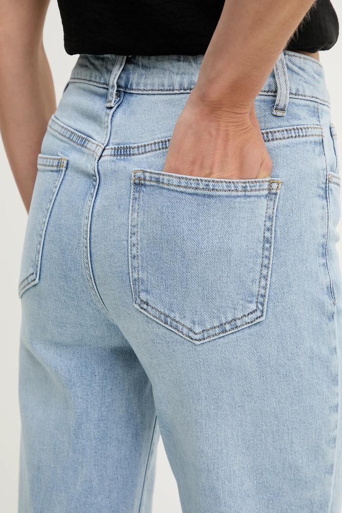 Answear.LAB jeansy niebieski RD7329