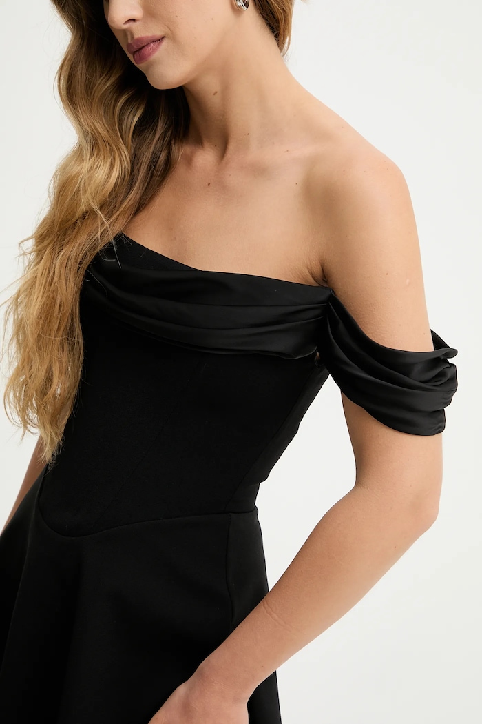 Rochie Answear.LAB negru 2373.TOS